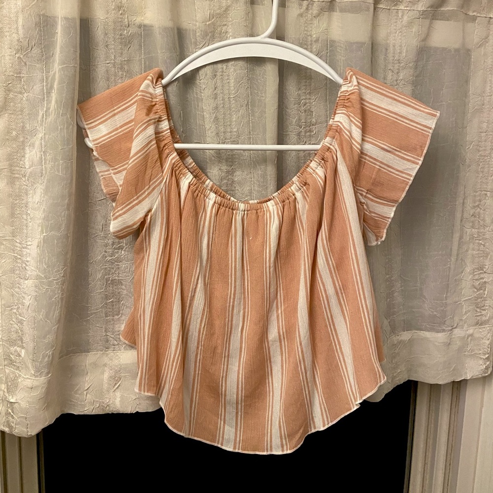Forever 21 light pink blouse